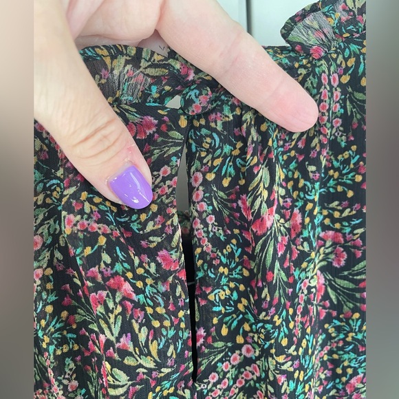 CeCe High Neck Blouse - Picture 7 of 10